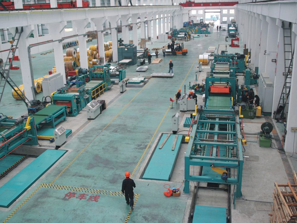 Baowang Steel processing workshop with cut-to-length and slitting lines, Wuxi